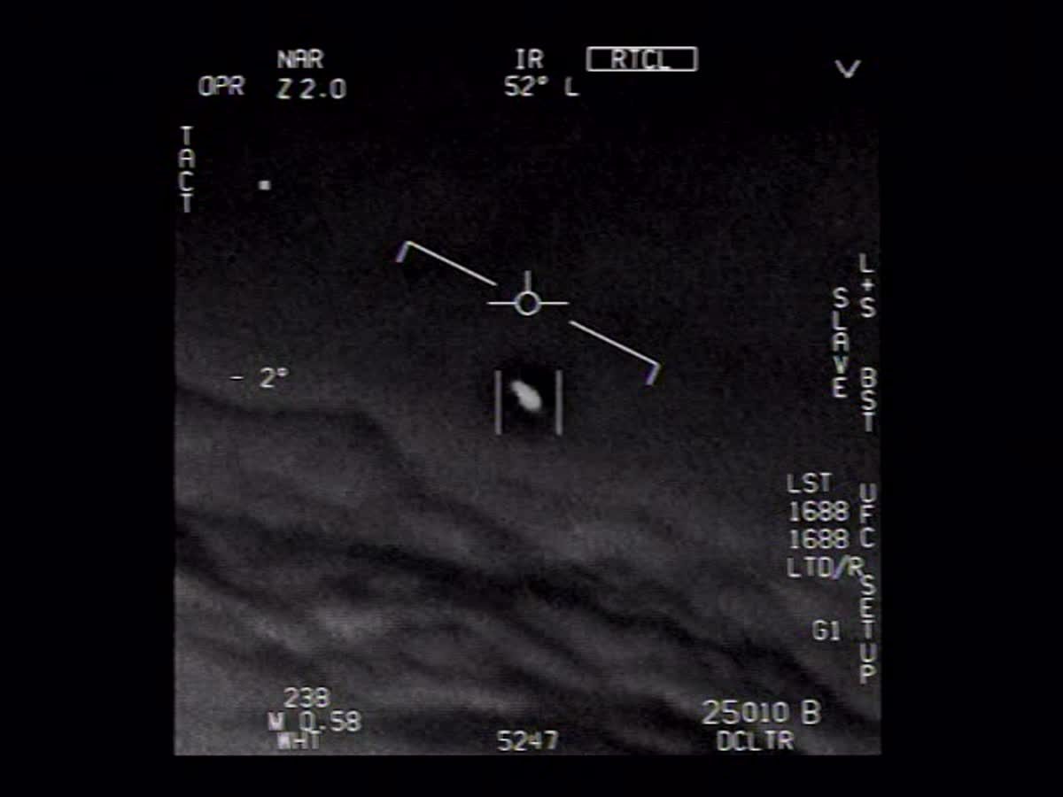 Gimbal Navy UAP video still